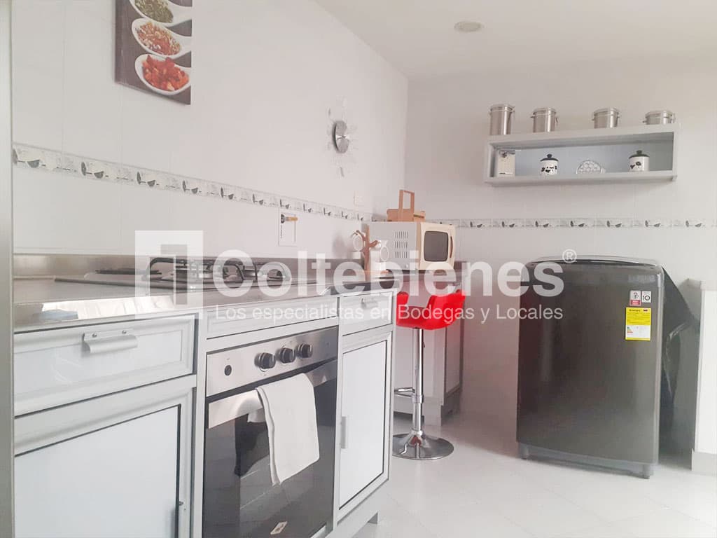 Arriendo de casa comercial para oficinas en Medellín foto 3