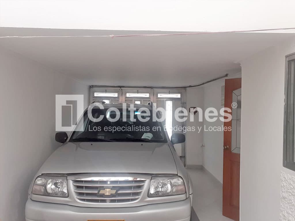 Arriendo de casa comercial para oficinas en Medellín foto 5