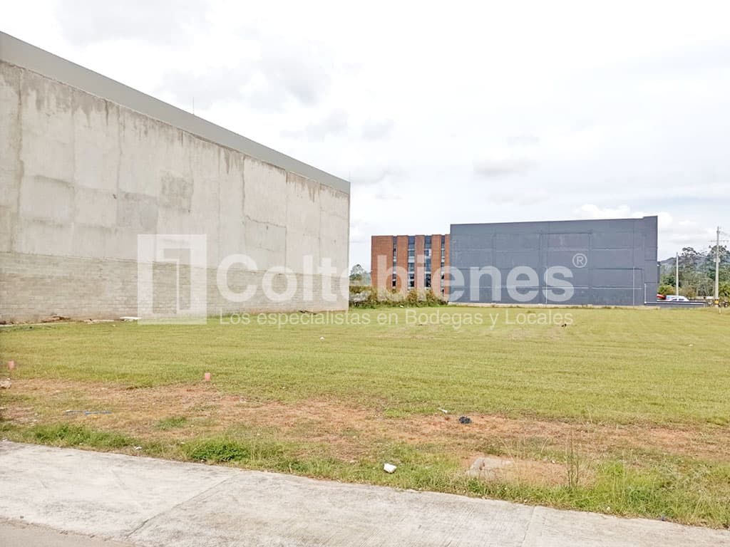 Venta de lote en parque empresarial de Rionegro Antioquia