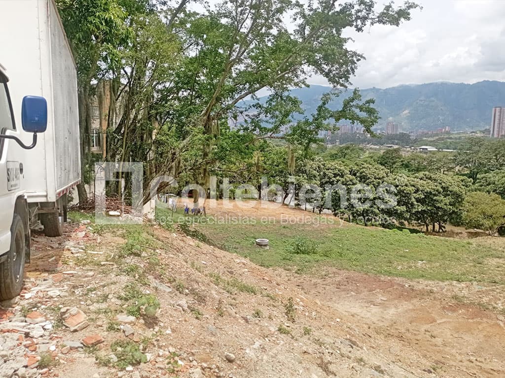 Venta de lote en vía Machado Copacabana-Antioquia