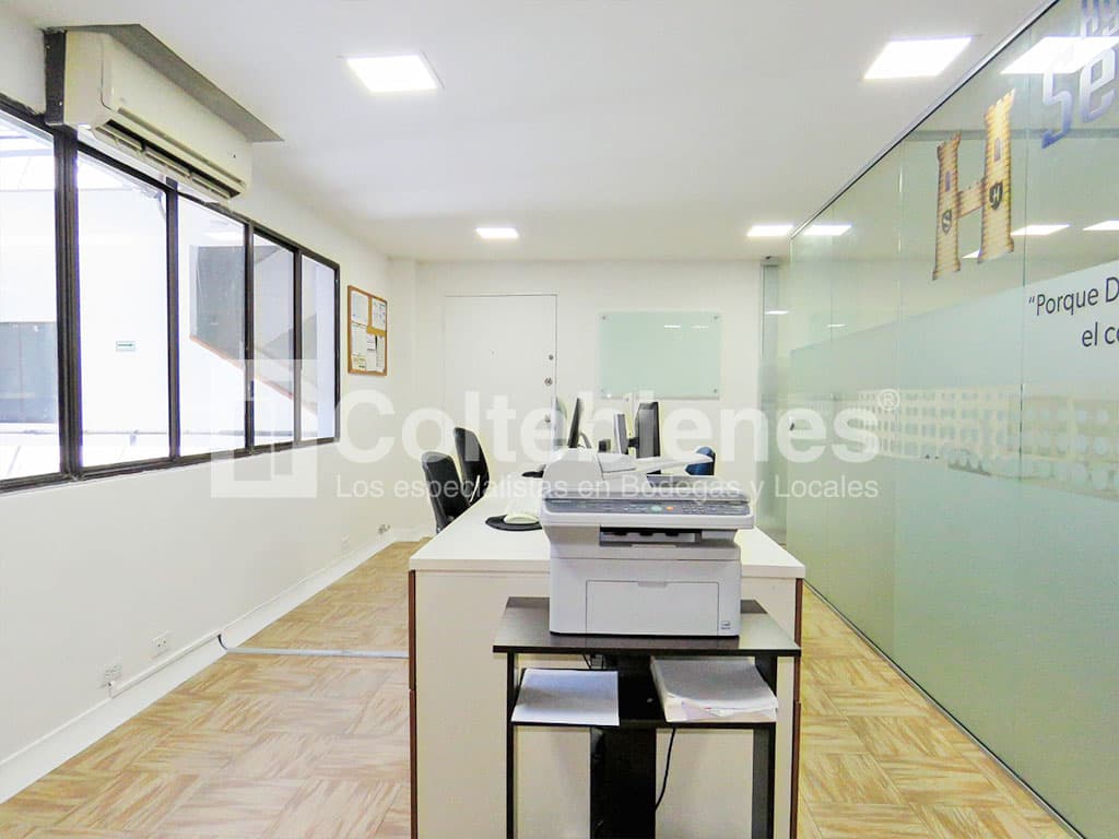 Venta de oficina en sector Suramericana de Medellín foto 4