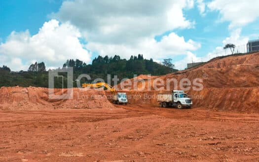 Proyecto de lote para bodega en venta en Guarne-Antioquia