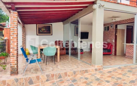 Venta de casa en La Palmera-San Jerónimo