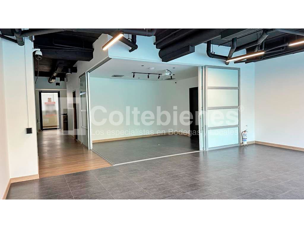 Oficina en arriendo en El Poblado-Medellín foto 4