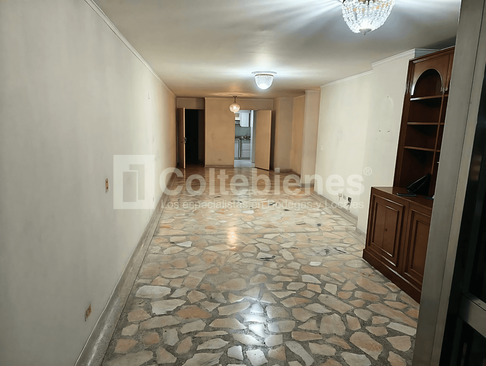 Apartamento en venta en el Centro-Medellín