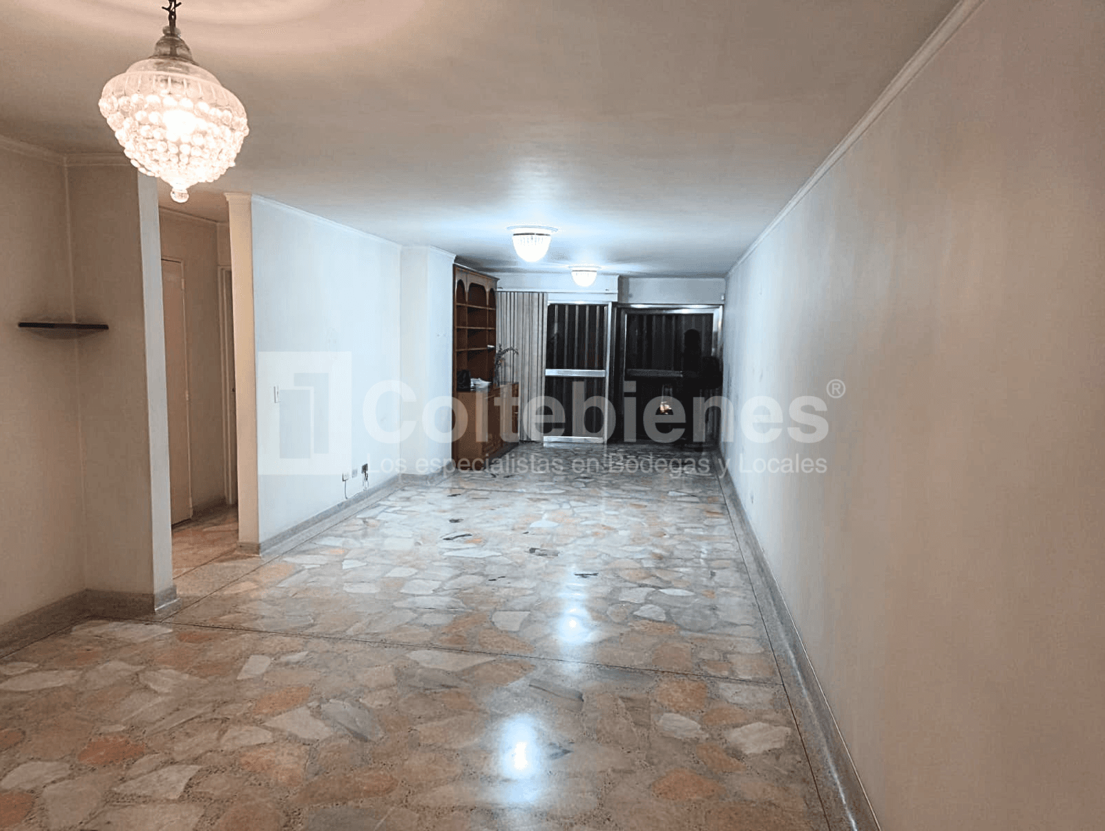 Apartamento en venta en el Centro-Medellín foto 3