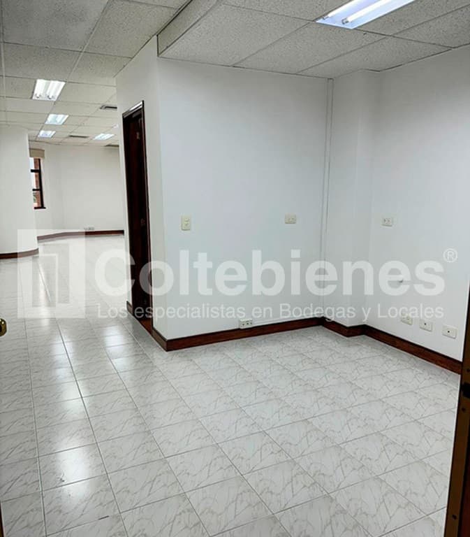 Oficina en arriendo en El Poblado-Medellín