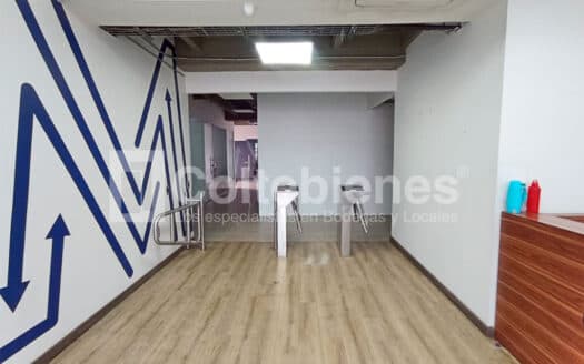 Oficina en arriendo/venta en San José-Itagüí