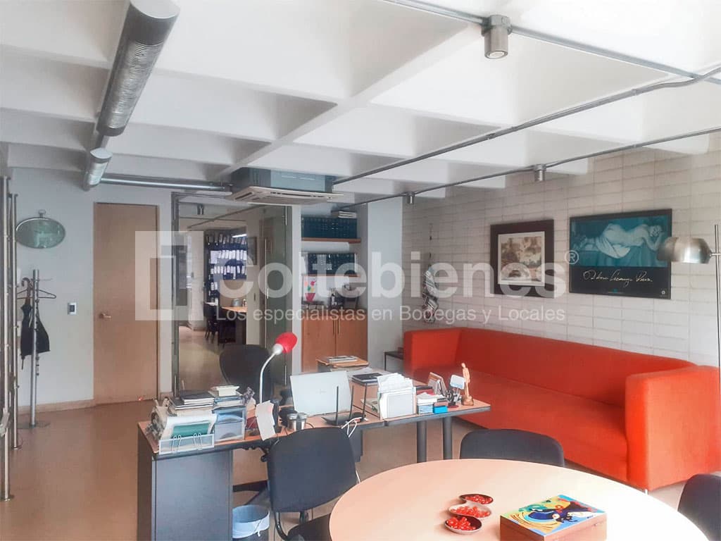 Oficina en arriendo/venta en El Poblado-Medellín