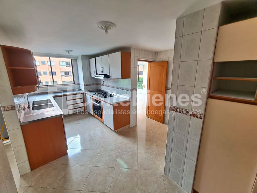 Apartamento en venta en El Poblado-Medellín foto 2