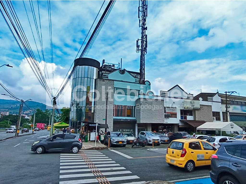 Bodega en arriendo en La Aguacatala-Medellín