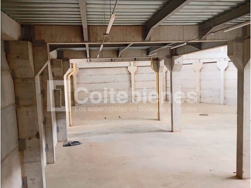 Bodega en arriendo en Girardota-Antioquia foto 5