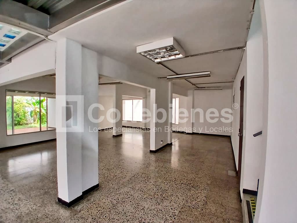 Casa comercial en arriendo/venta en Patio Bonito-Medellín foto 2