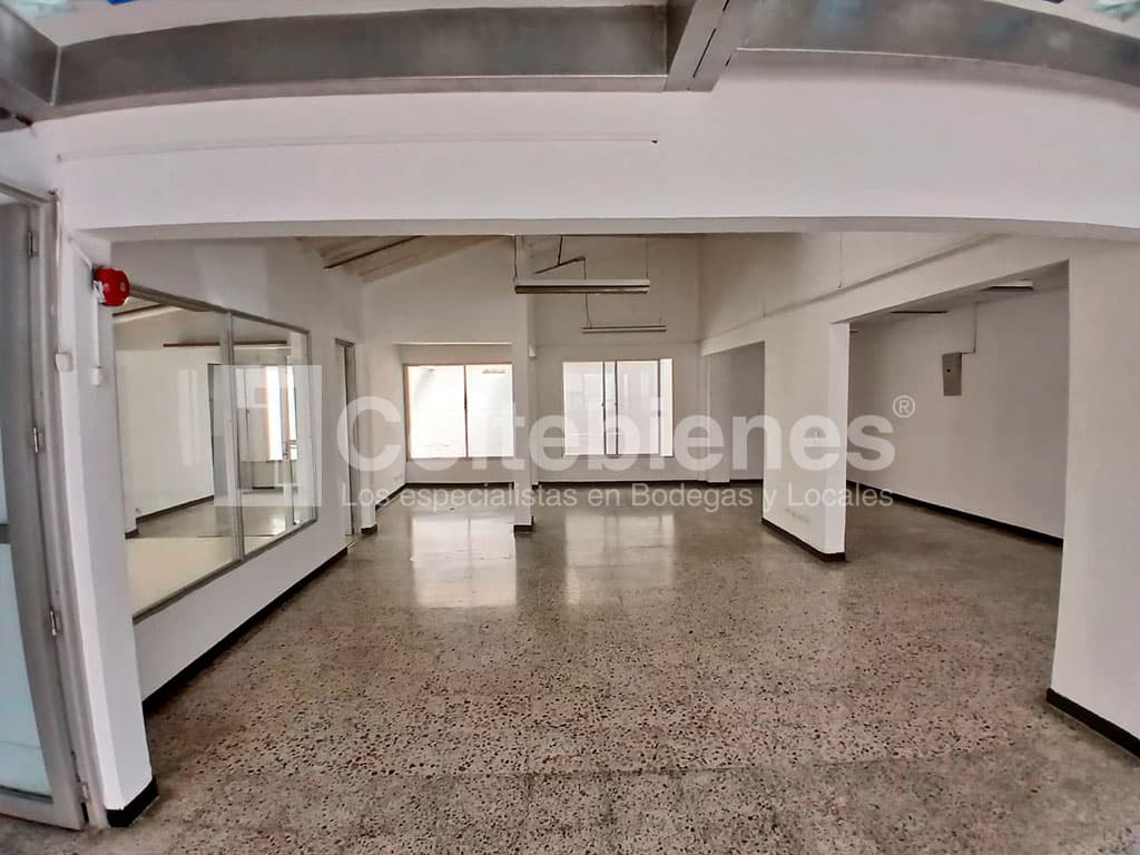 Casa comercial en arriendo/venta en Patio Bonito-Medellín foto 3