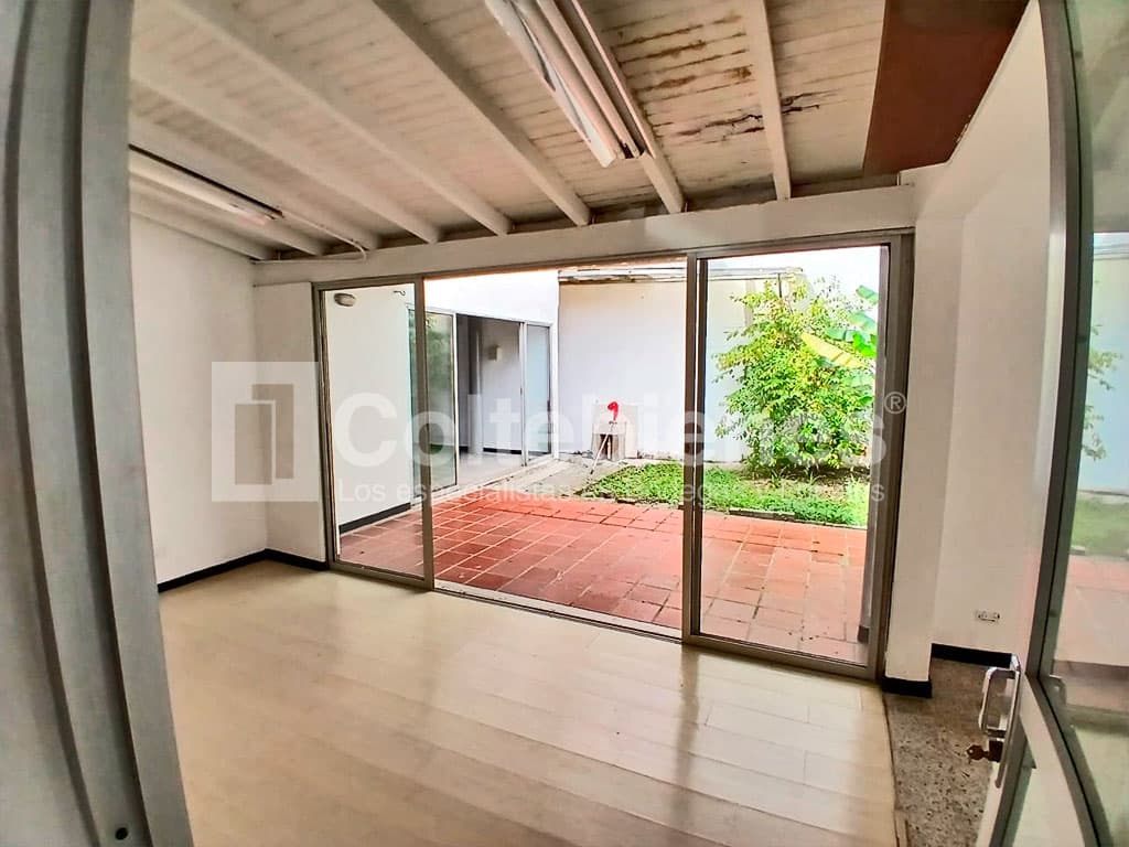 Casa comercial en arriendo/venta en Patio Bonito-Medellín foto 4
