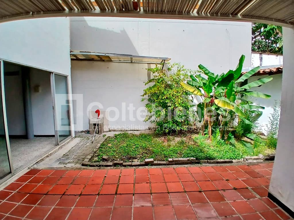 Casa comercial en arriendo/venta en Patio Bonito-Medellín foto 5