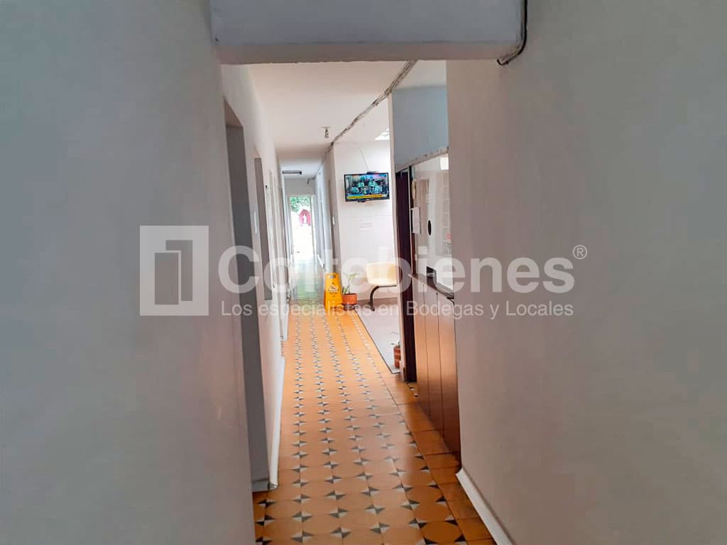 Casa comercial en arriendo en Belén-Medellín foto 2