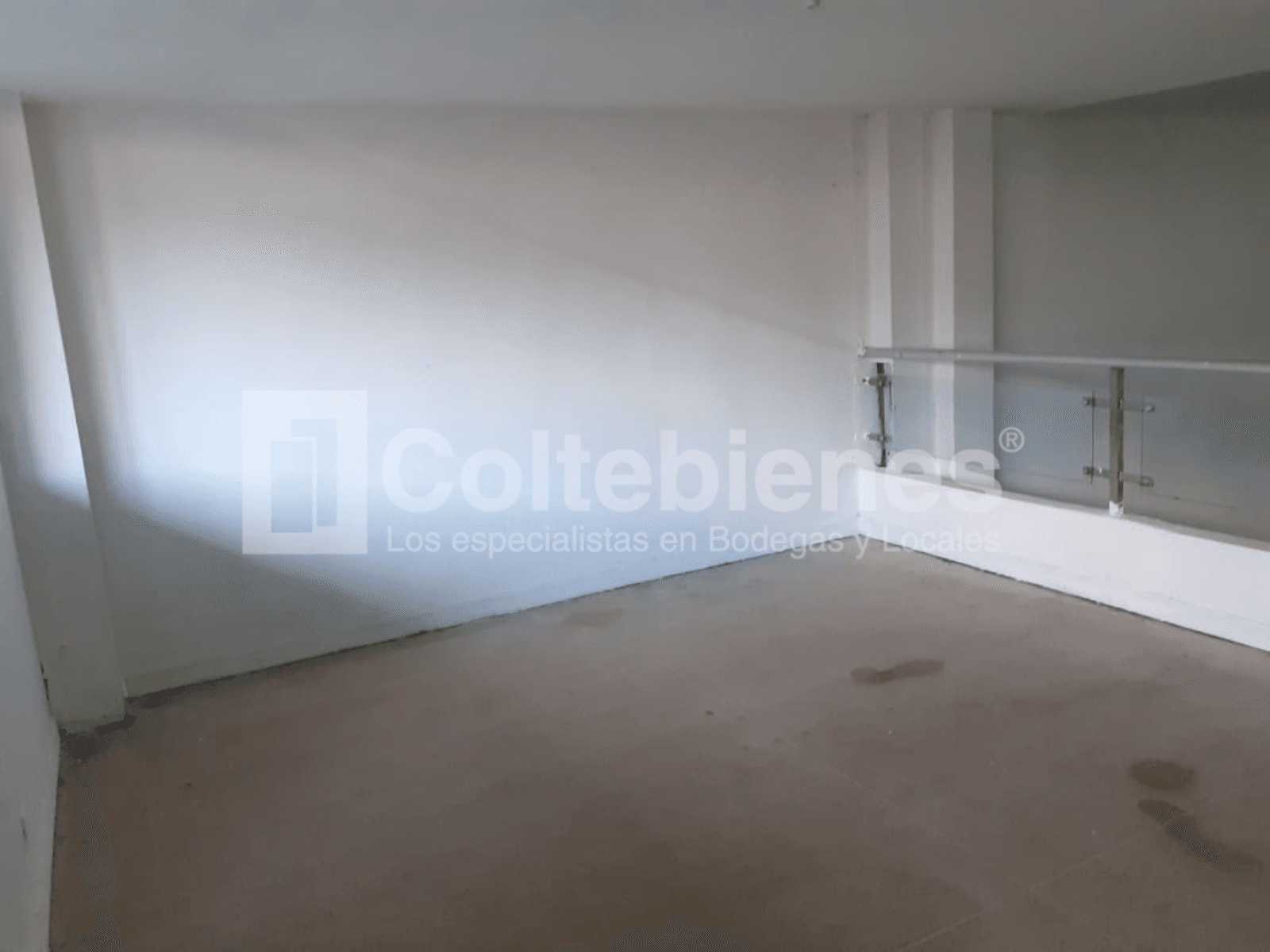 Local en arriendo en La Estrella-Antioquia foto 4