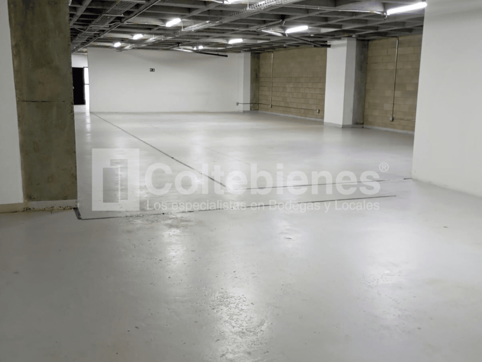 Arriendo de bodega en Valle Sur-Itagüí foto 2