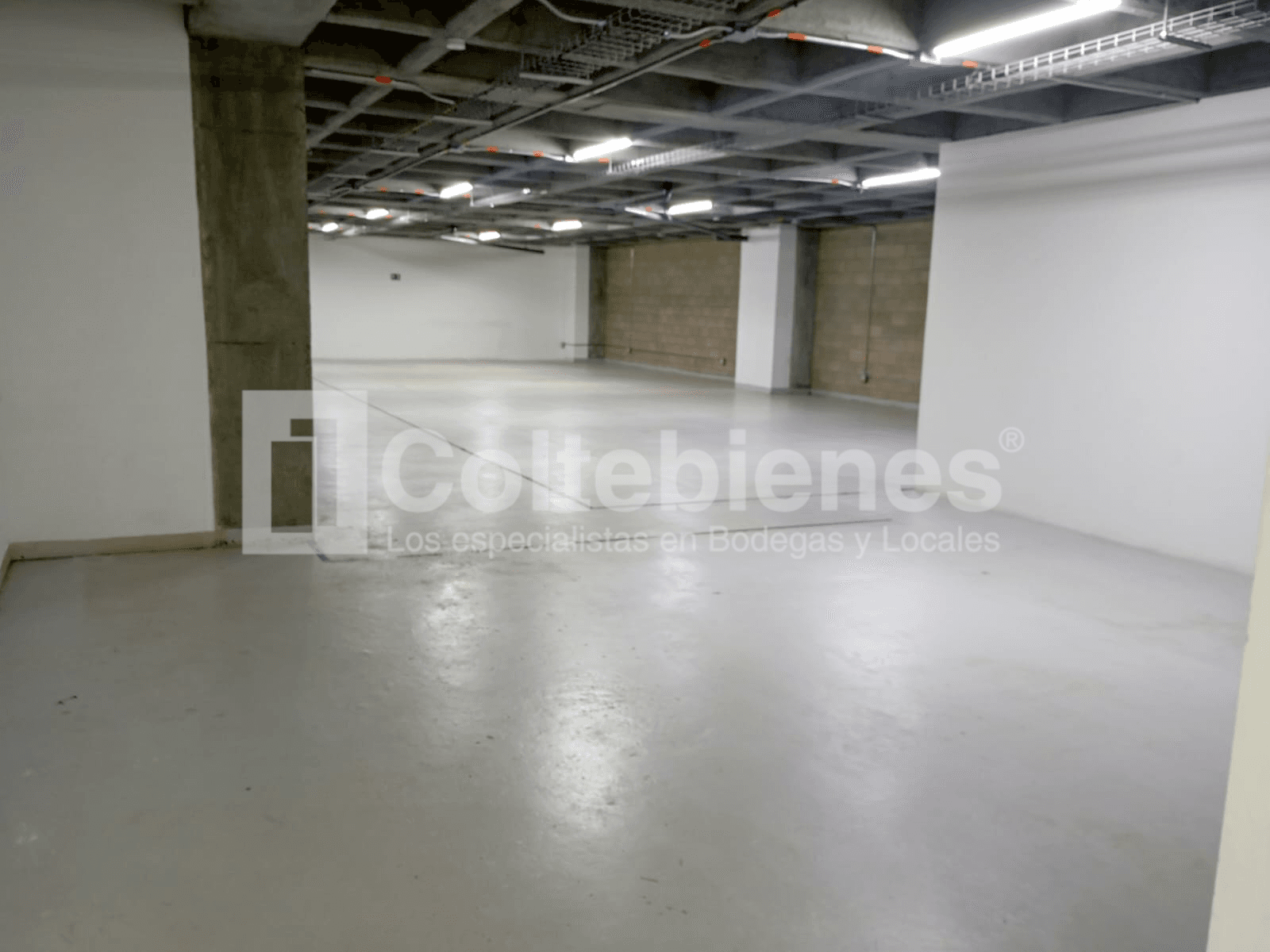 Arriendo de bodega en Valle Sur-Itagüí foto 3