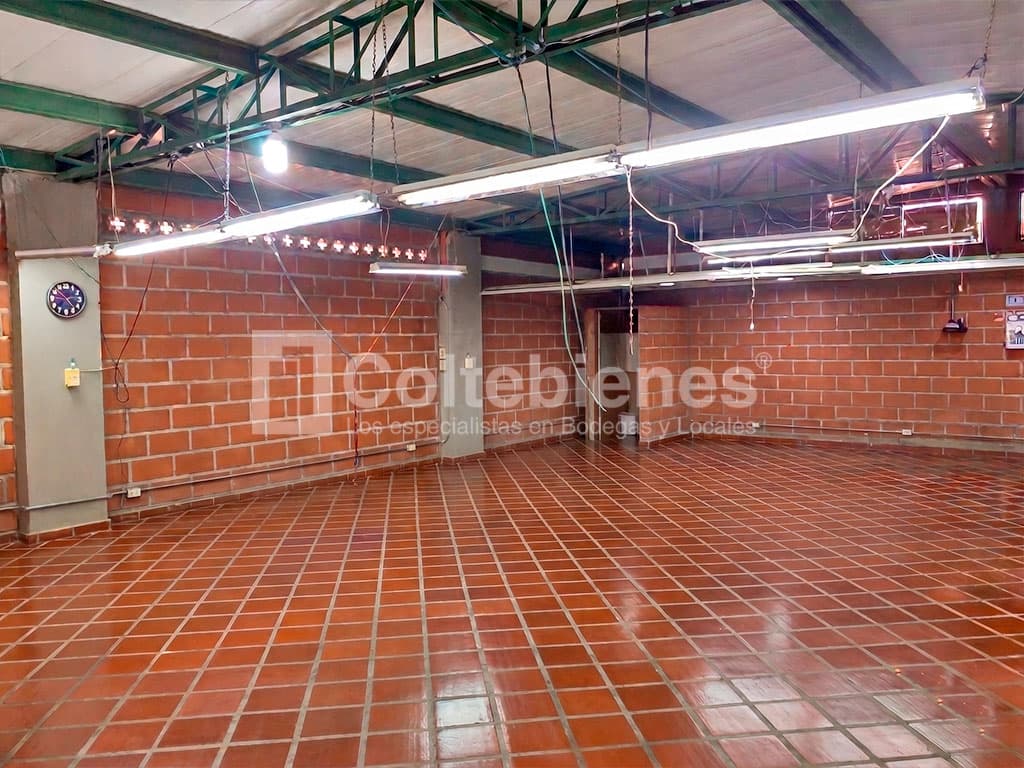 Bodega en arriendo en Las Casitas-Envigado foto 4