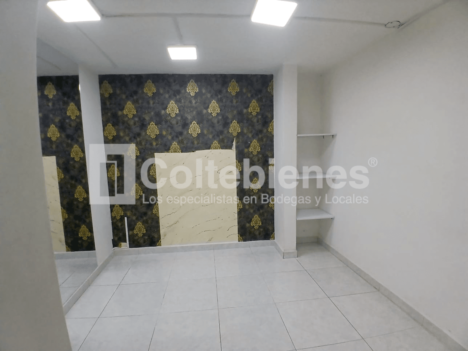 Bodega en arriendo en San Fernando-Medellín foto 5