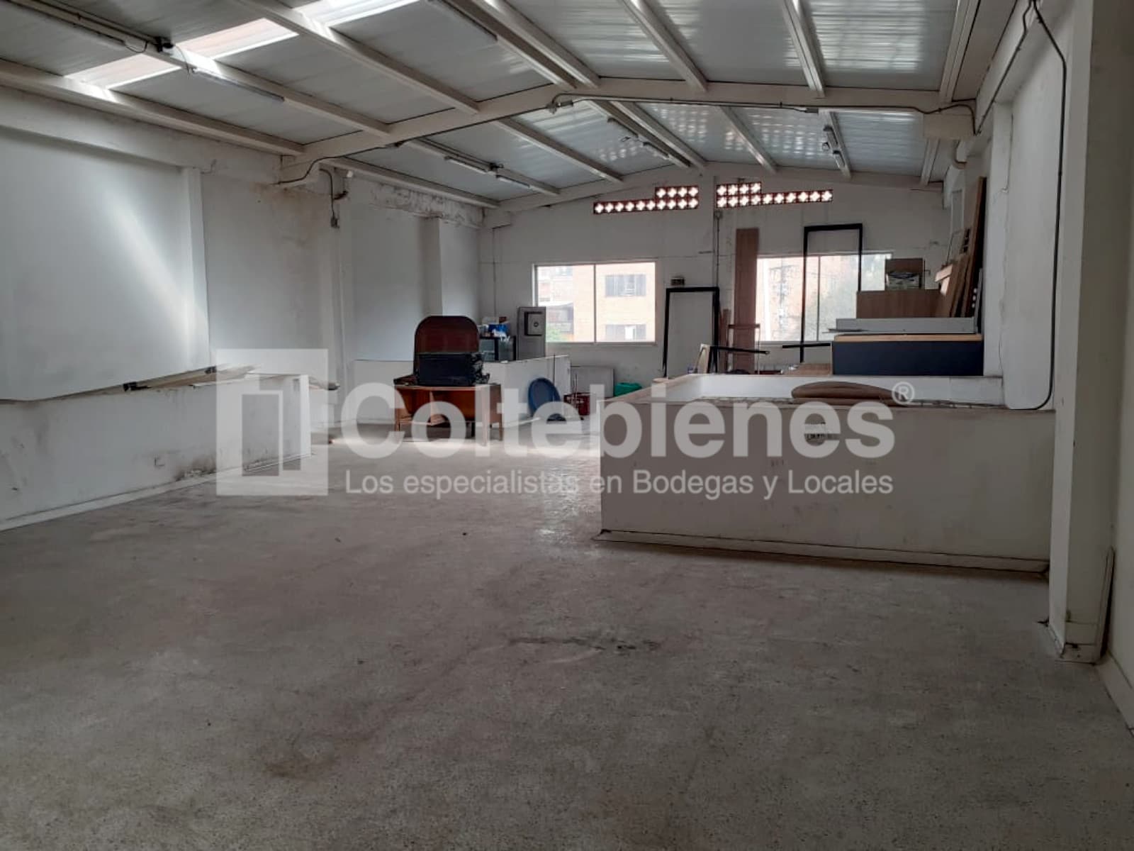 Bodega en arriendo en Guayabal-Medellín foto 5