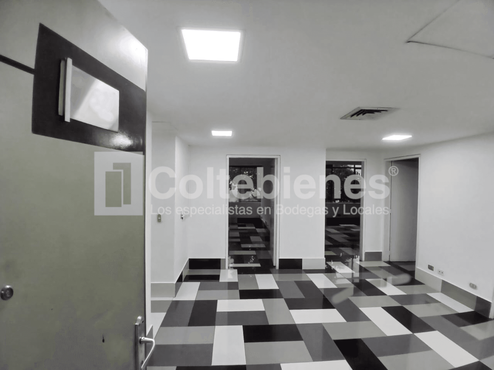 Arriendo de oficina en El Poblado-Medellín
