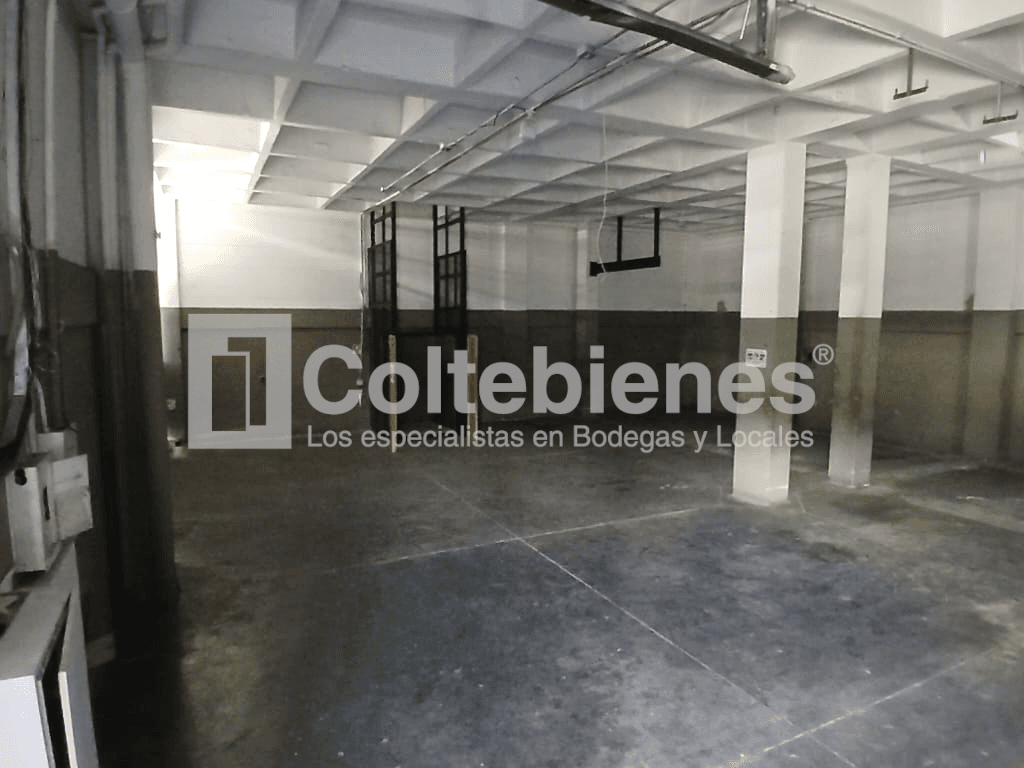 Bodega en arriendo en Sabaneta-Antioquia foto 4
