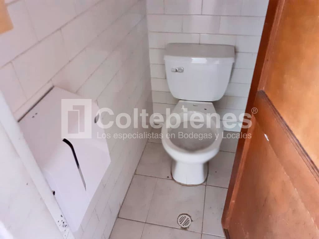 Bodega en arriendo en Medellín-Antioquia foto 5