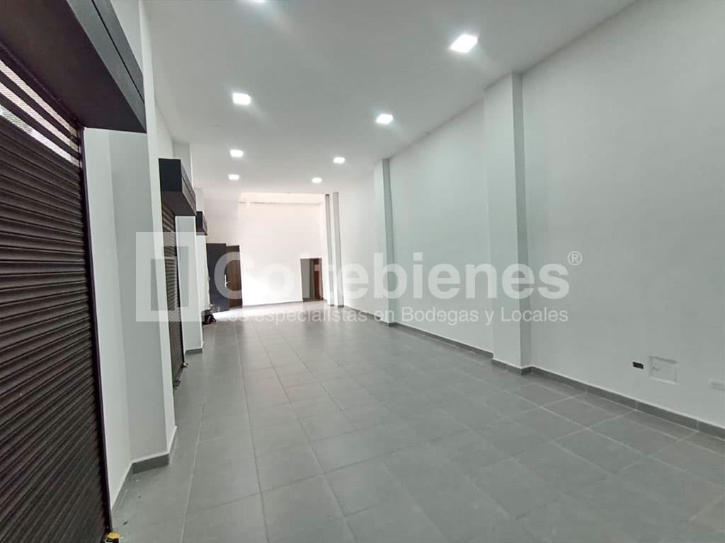 Edificio esquinero en arriendo en Cristo Rey-Medellín foto 5