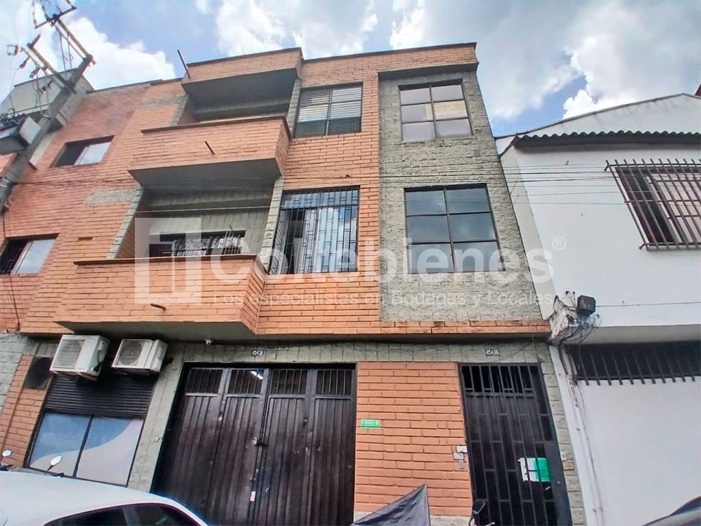 Venta de bodega en El Carmelo Itagüí con excelente ubicación