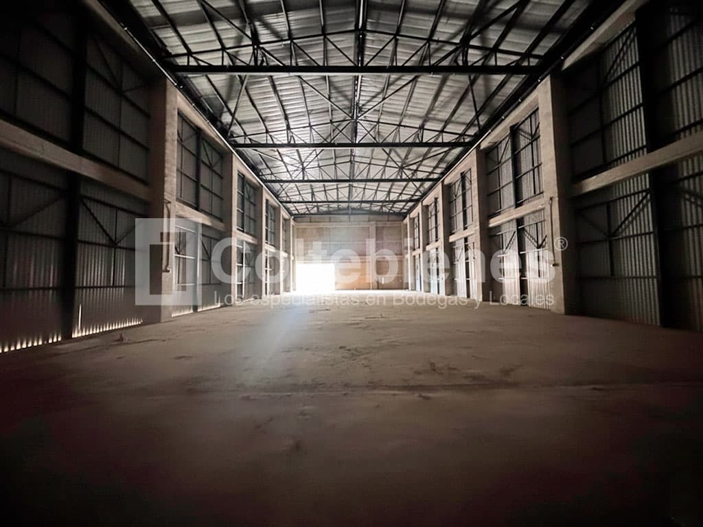 Bodega nueva en arriendo en La Estrella-Antioquia foto 4