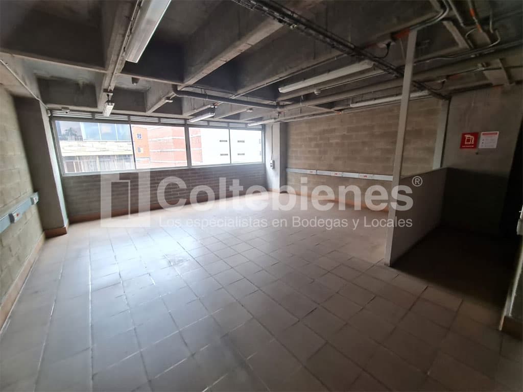 Bodega en arriendo en La Candelaria-Medellín