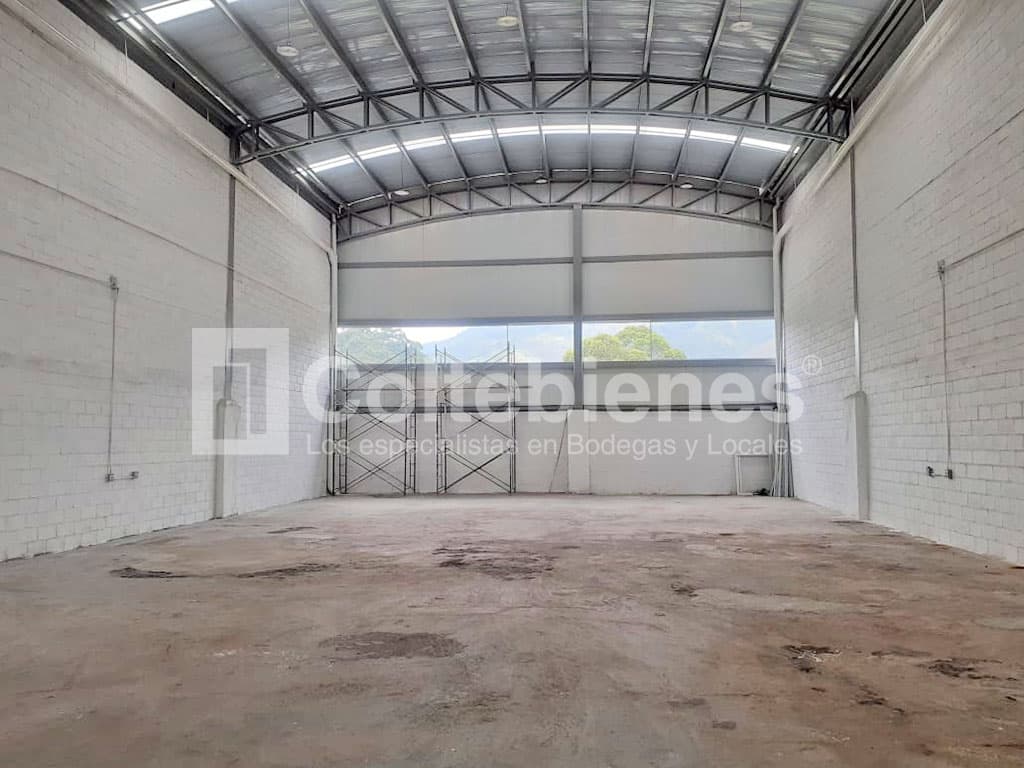 Arriendo de bodega en La Estrella-Antioquia foto 2