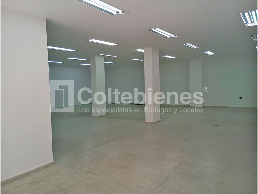 Local en arriendo en Itagüí-Antioquia foto 3