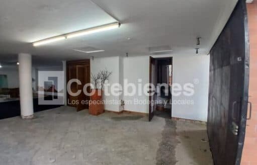 Local comercial en arriendo en La Floresta-Medellín