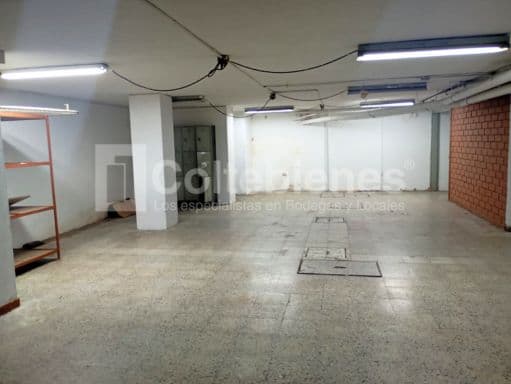 Local comercial en arriendo en el Centro de Medellín foto 3