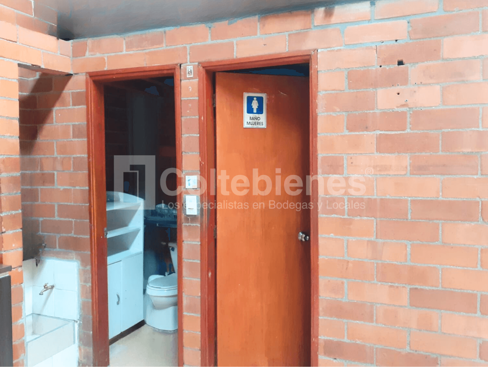 Bodega en arriendo en Sabaneta-Antioquia foto 3