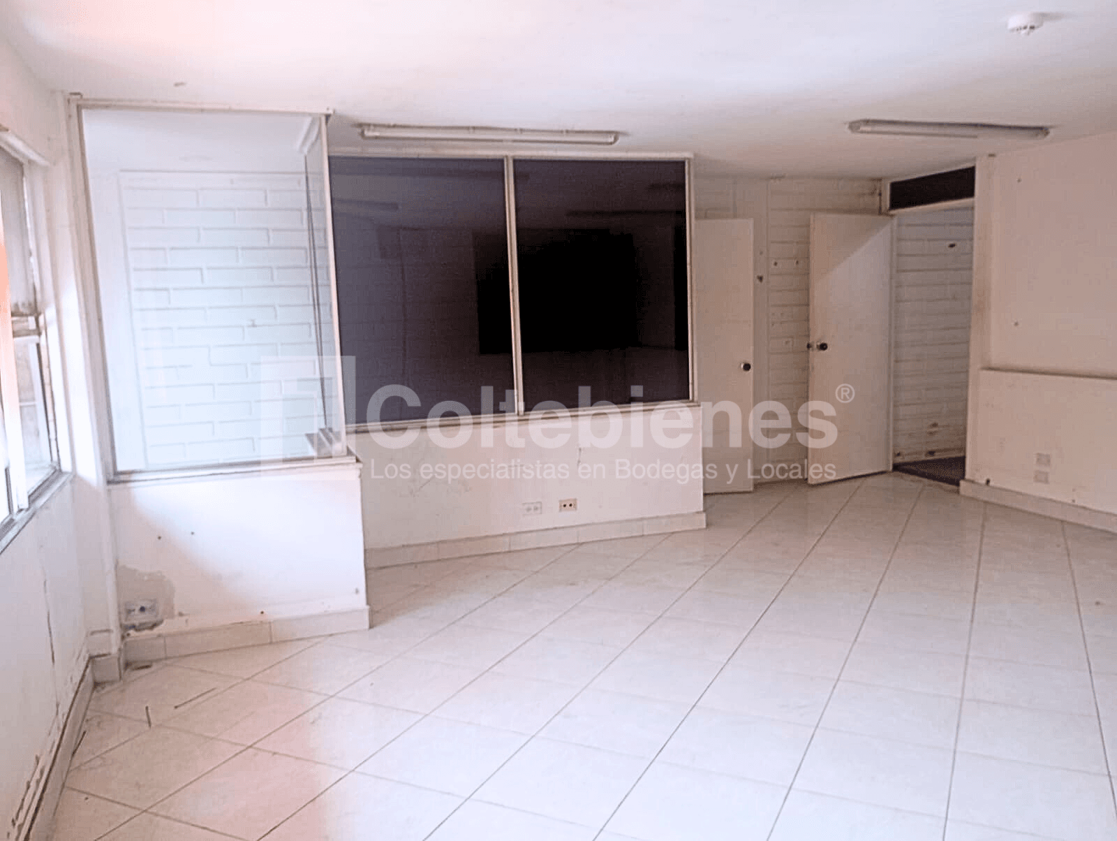 Bodega en arriendo en Poblado-Medellín
