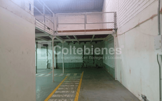 Bodega en arriendo en Poblado-Medellín
