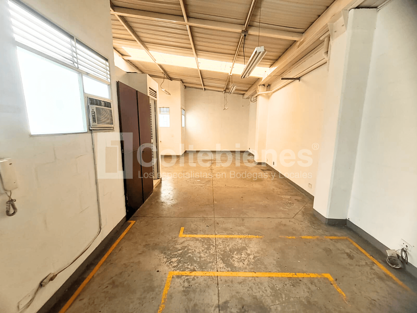 Bodega en arriendo en Guayabal-Medellín foto 2