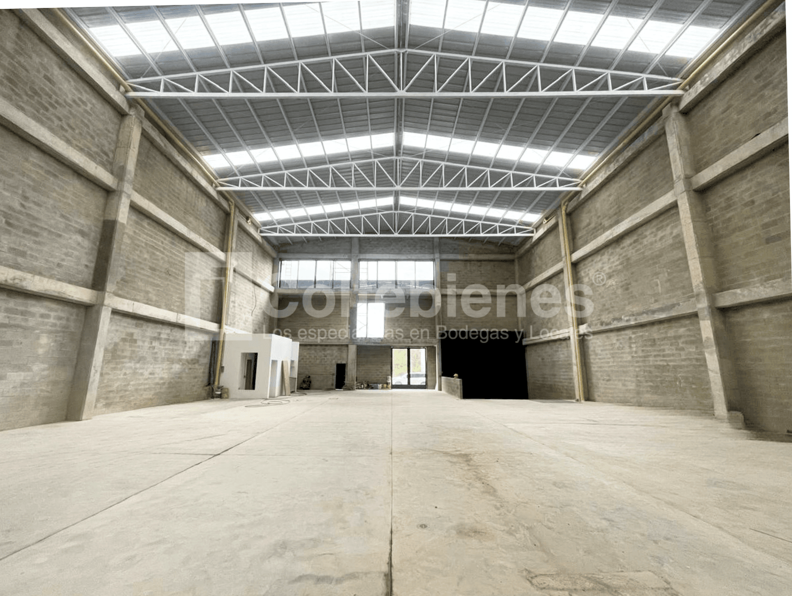 Bodega en arriendo en Rionegro-Antioquia foto 2