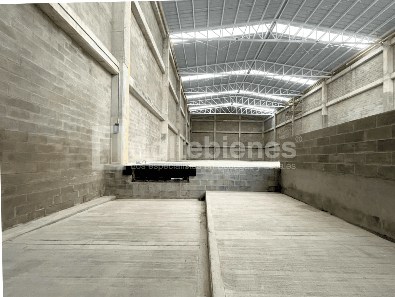 Bodega en arriendo en Rionegro-Antioquia foto 3