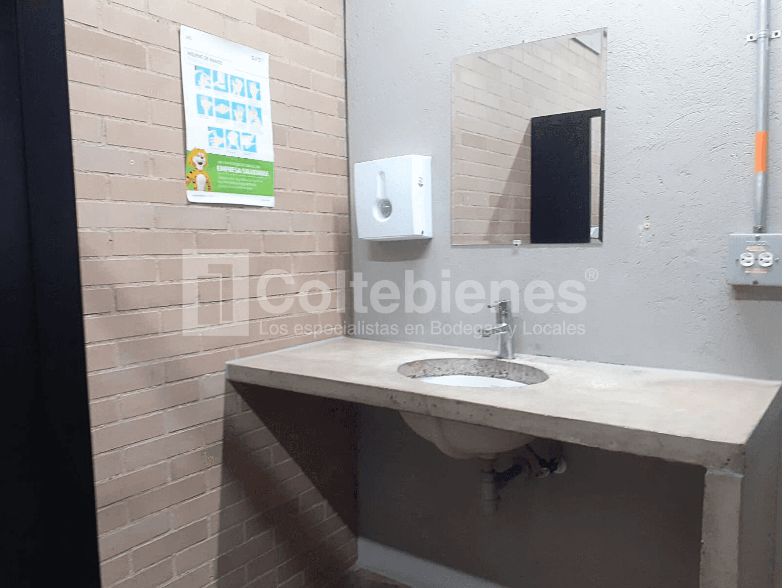 Edificio moderno en arriendo en El Carmelo-Itagüí