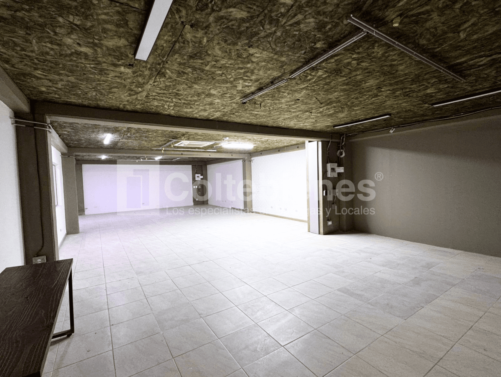 Amplia oficina en arriendo en Capricentro-Itagüí