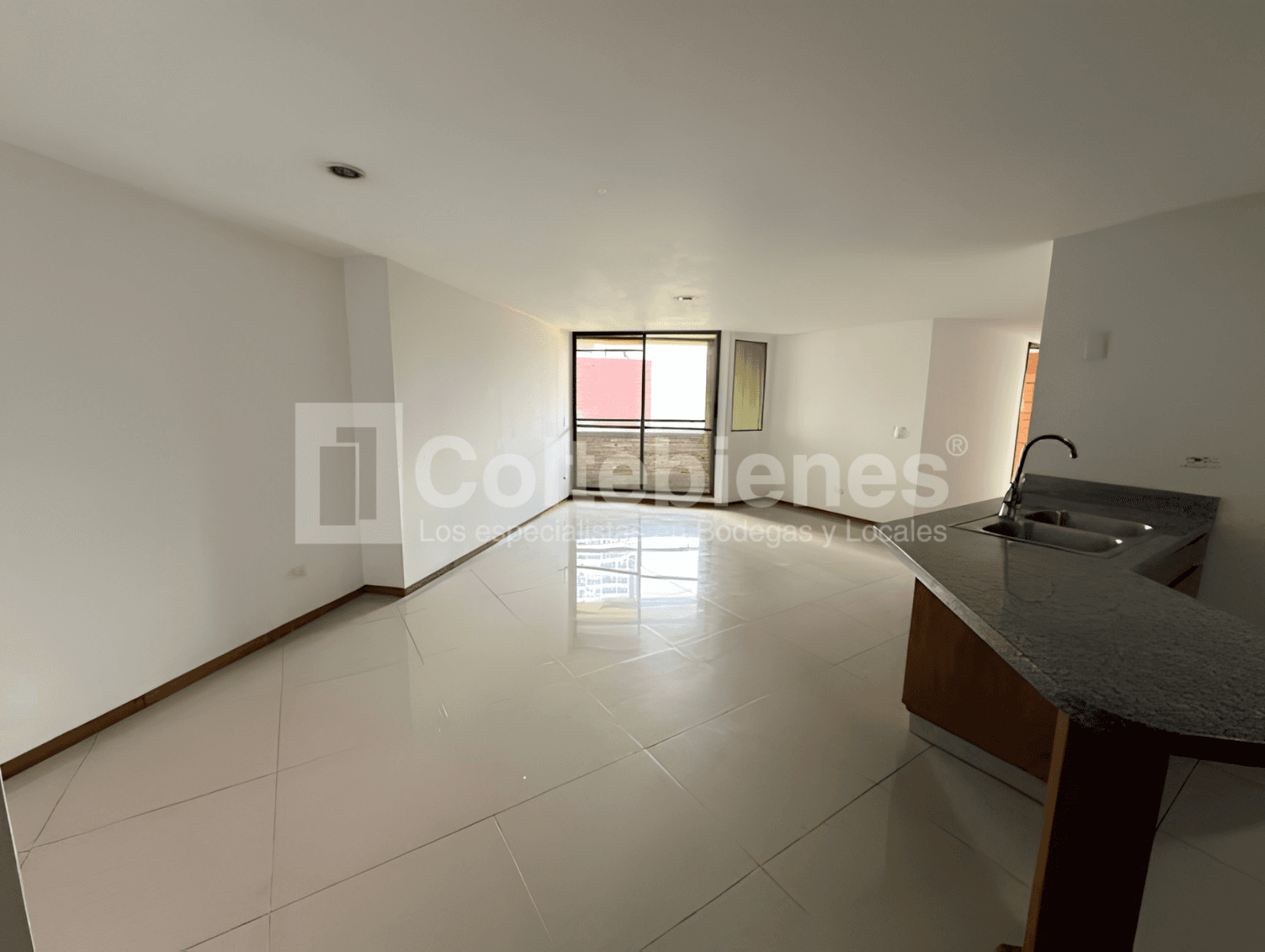 Apartamento en arriendo/venta en Las Lomitas Sabaneta