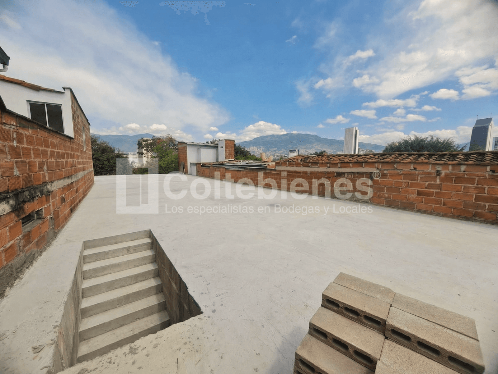 Bodega nueva en arriendo en el sector de El Palo-Medellín foto 4