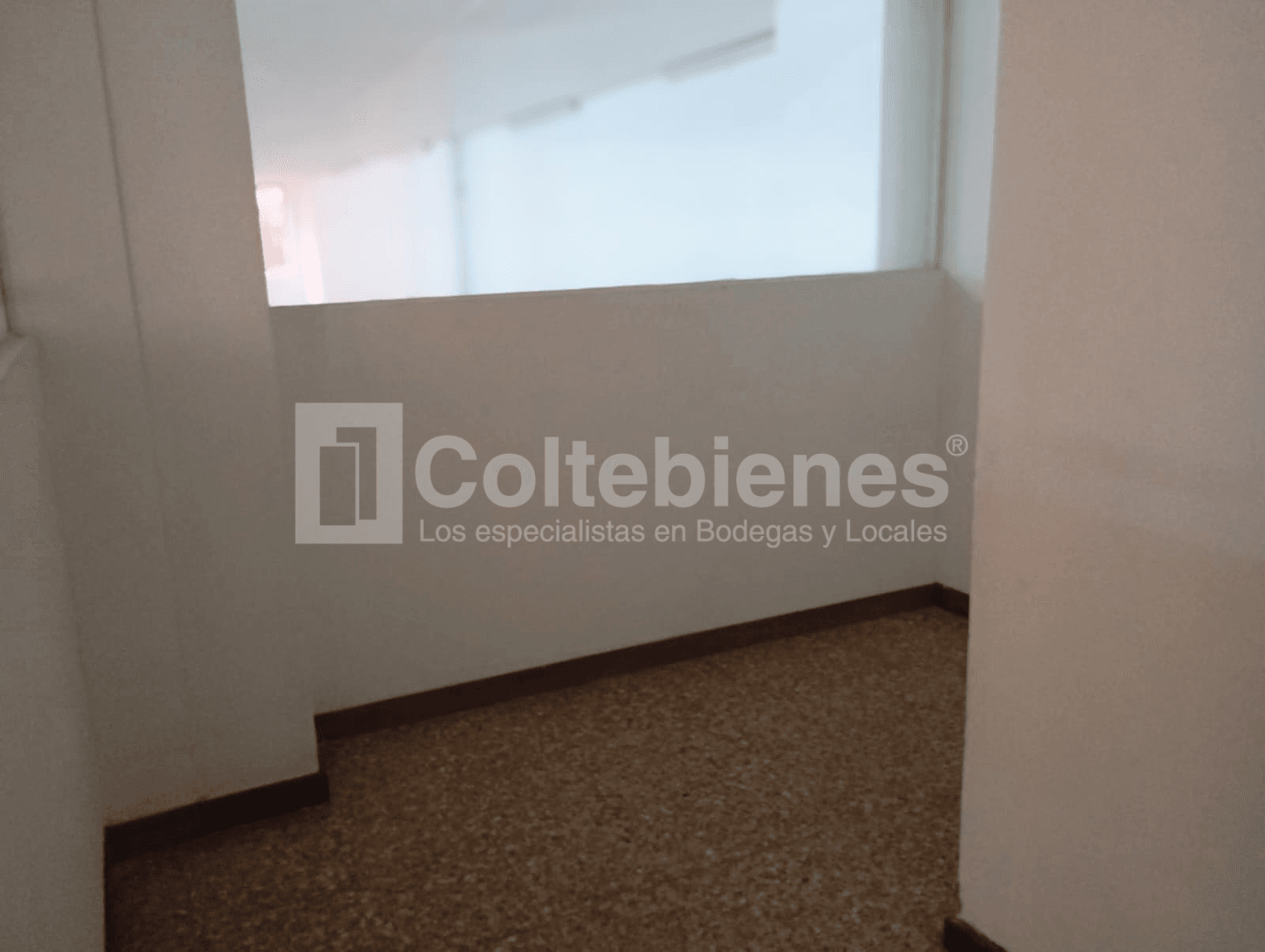 Local comercial en arriendo en La Floresta-Medellín foto 5