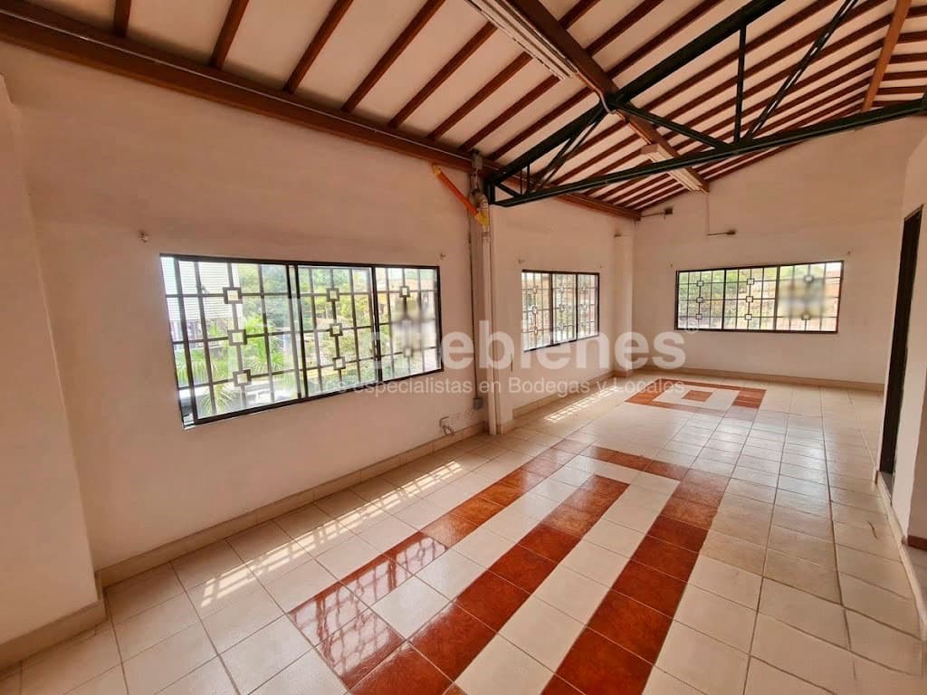 Bodega en arriendo en El Chagualo-Medellín